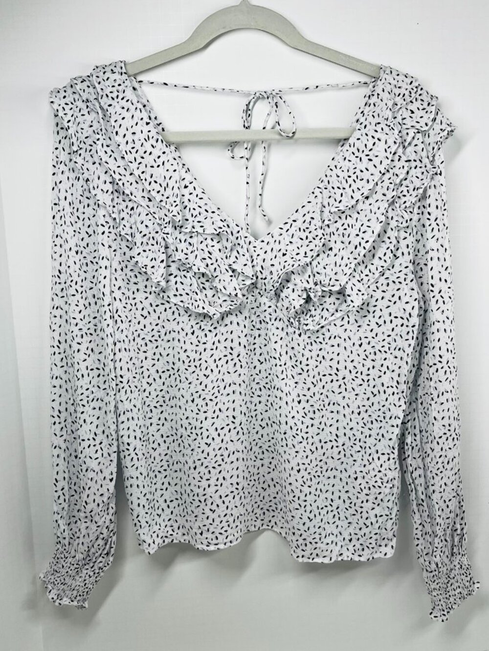 Hutch White w/ Purple & Black modern Pattern Ruffled V-neck Long Sleeve Blouse